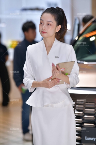 白裙白鞋肉丝 251124-56