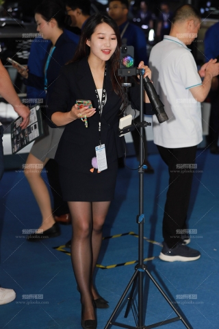 清纯甜美主播【套图➕视频】