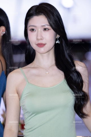 LB095-104P 杭州台球展-网红车模弦子之绿色吊带裙高跟鞋篇