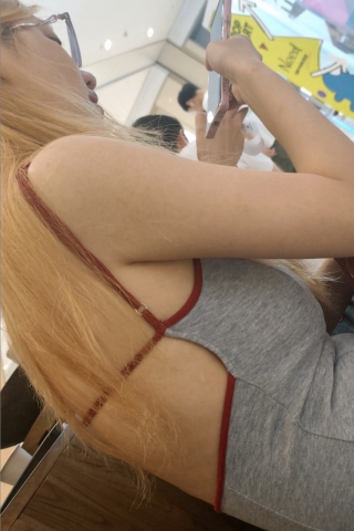 美背女子+紧致肉腿短袜美女hgds43635