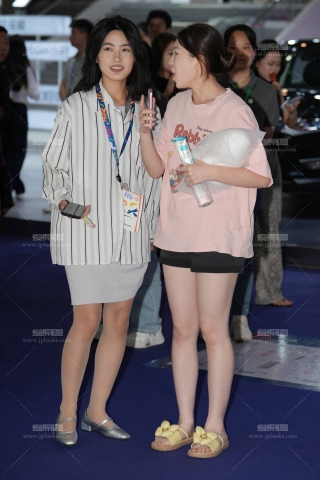 青春的美腿气息128P