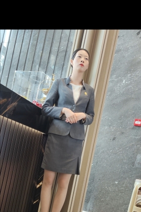 4K视频售楼处轻熟案场肉丝美腿形象身材都在线