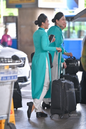 越南空姐奥黛制服 250525-47