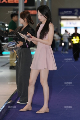 CQ车展篇-平底鞋大长腿81P