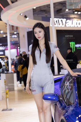 250328-45=104 哇哦~好性感的连体紧身衣