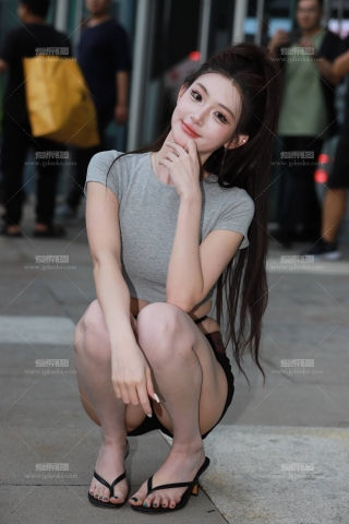 25成都车展网红-粥粥酱【套图➕视频】