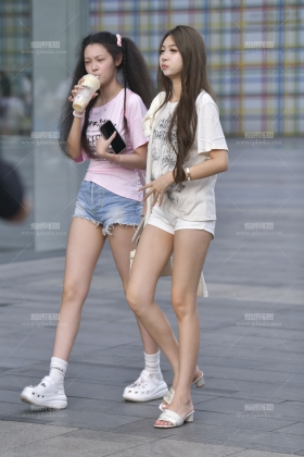 双热裤小姐姐 50618-63