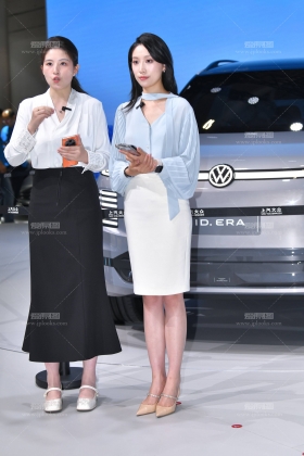 白裙高跟鞋主播 250531-40