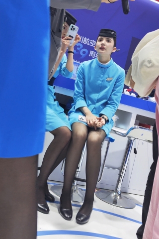 4k视频低视角厦航空姐代言人黑丝颜值担当