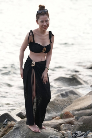 越南篇-头顿市海边采花375P