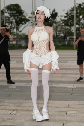 车展篇-身材非常火辣得白丝130P