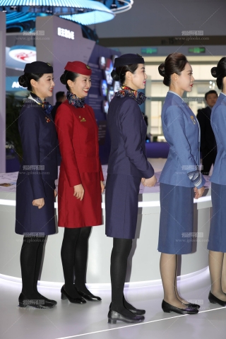 国航深航山航空姐同框制服丝袜风采