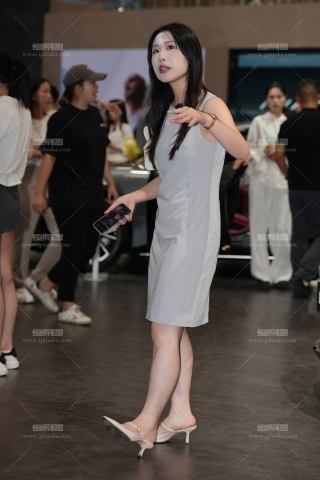 CQ车展篇-主播这款凉拖还行52P