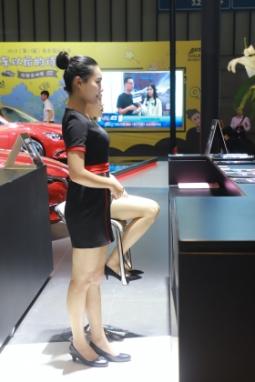 【甄选】18年南京国际车展清纯靓丽的前台礼仪小妹A篇