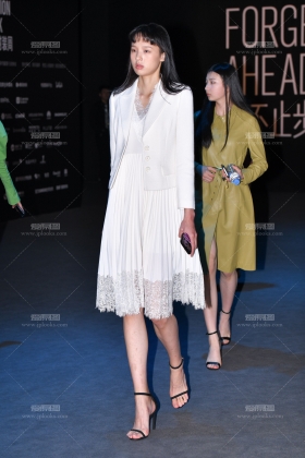 模特群 221028-141