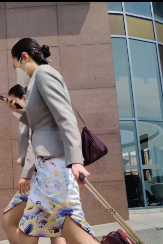 跟拍海航丝袜美腿