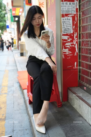 金店轻熟柜姐之裤里丝320P相机8K11min完整版