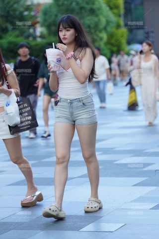 250712-9热裤美眉 92p