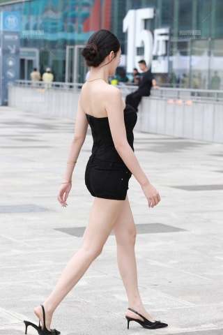 网红-欣欣呀【套图➕视频】