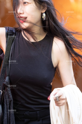 LB176-89P 上海时装周-气质少妇真空凸点上阵【RAW➕JPG】