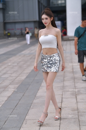 粥粥酱闪光短裙+视频 250603-80