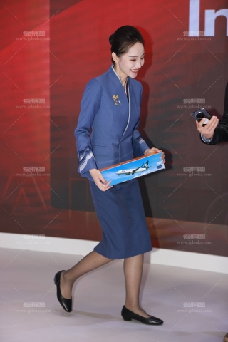 25CATA黑丝山航空姐