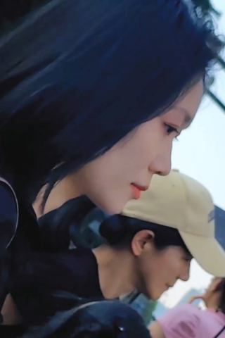 白天端庄晚上豪放的短发肉腿靓妹fdbv46548