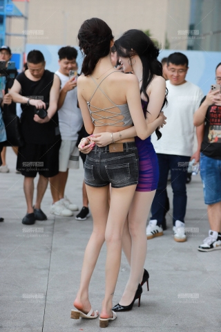 白色拖鞋网红-小雪花